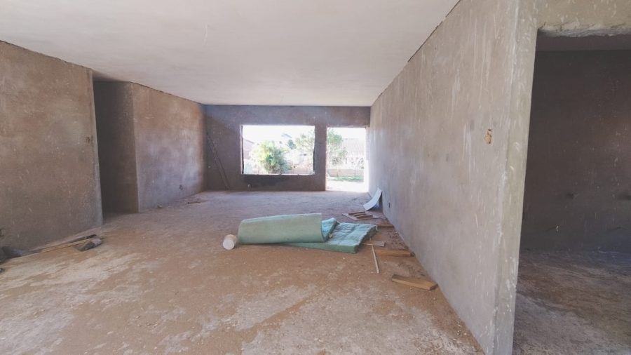 3 Bedroom Property for Sale in Wavecrest Eastern Cape